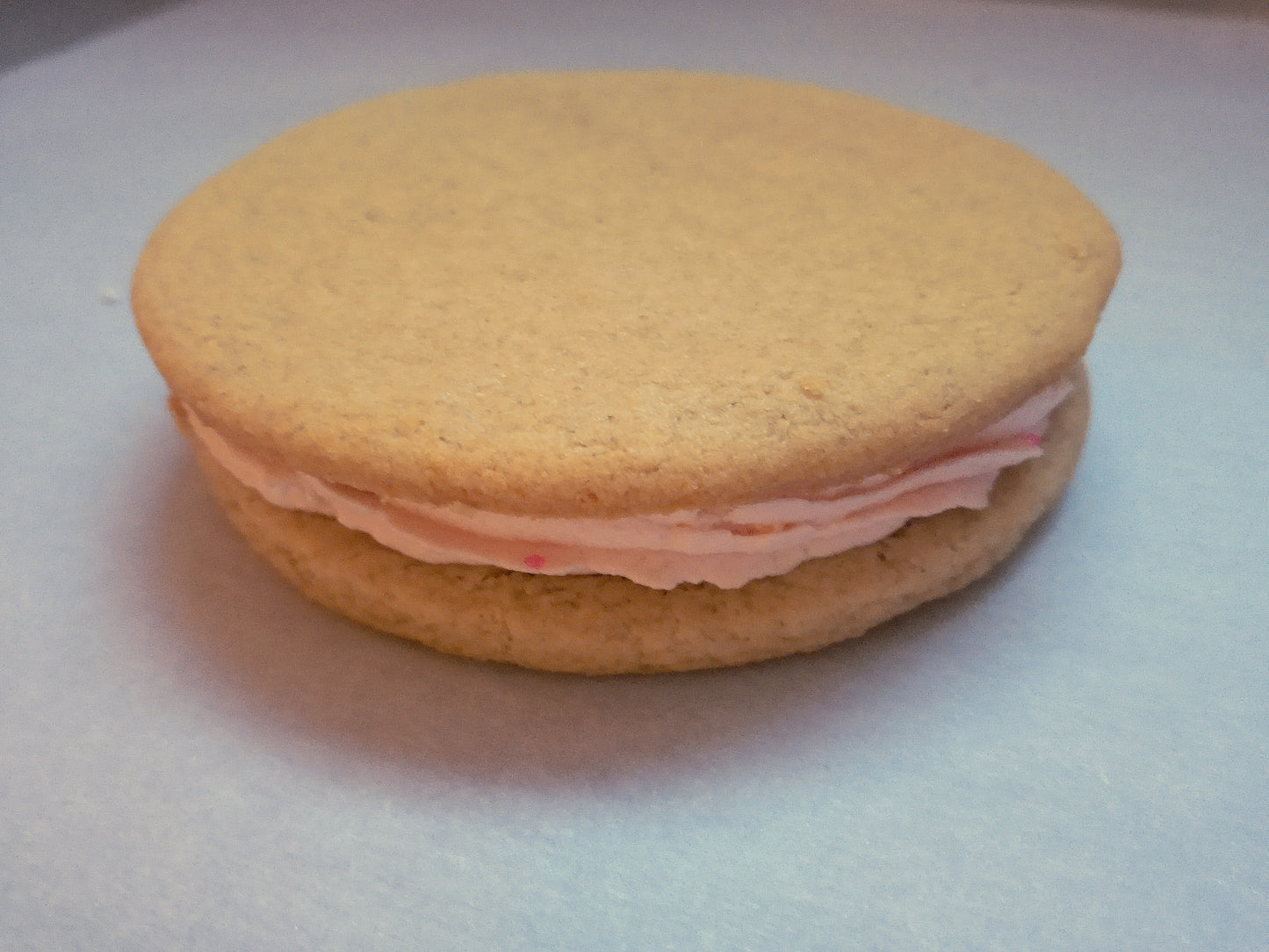 Strawberry Creme Sandwich Cookie – Gluten-Free & Dairy-Free!