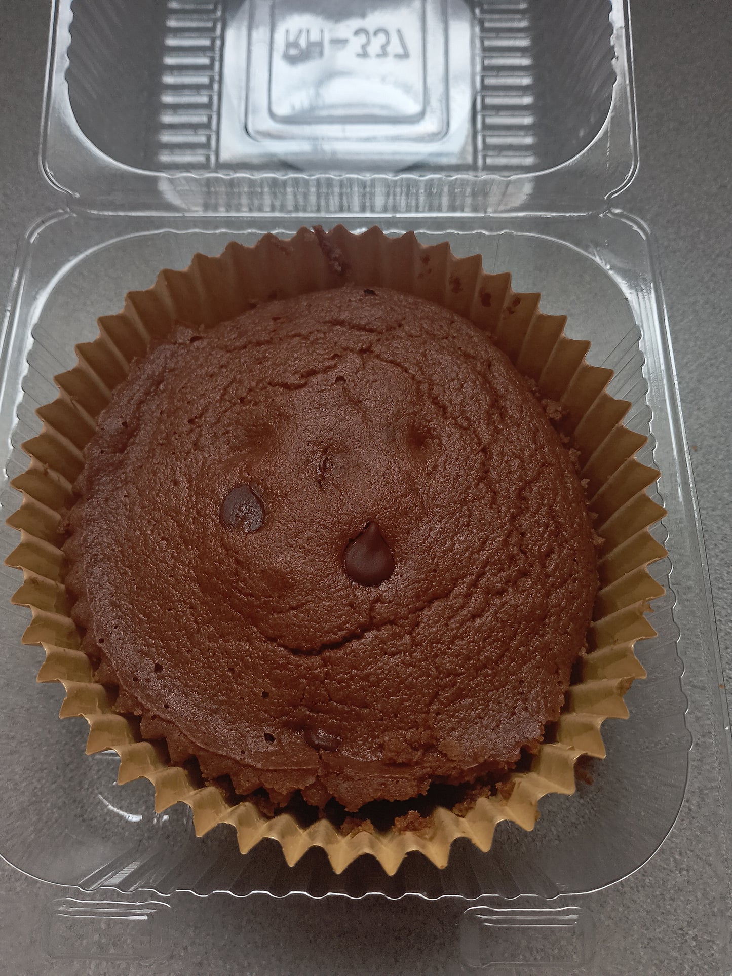 Dark Chocolate Chip Muffin – Gluten-Free, Dairy-Free & Reduced-Sugar (5 oz)