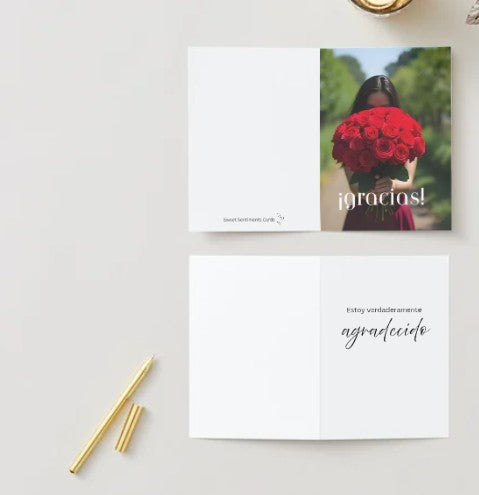 Elegant Rose Bouquet Thank You Card / Tarjeta de Agradecimiento: Elegante Ramo de Rosas